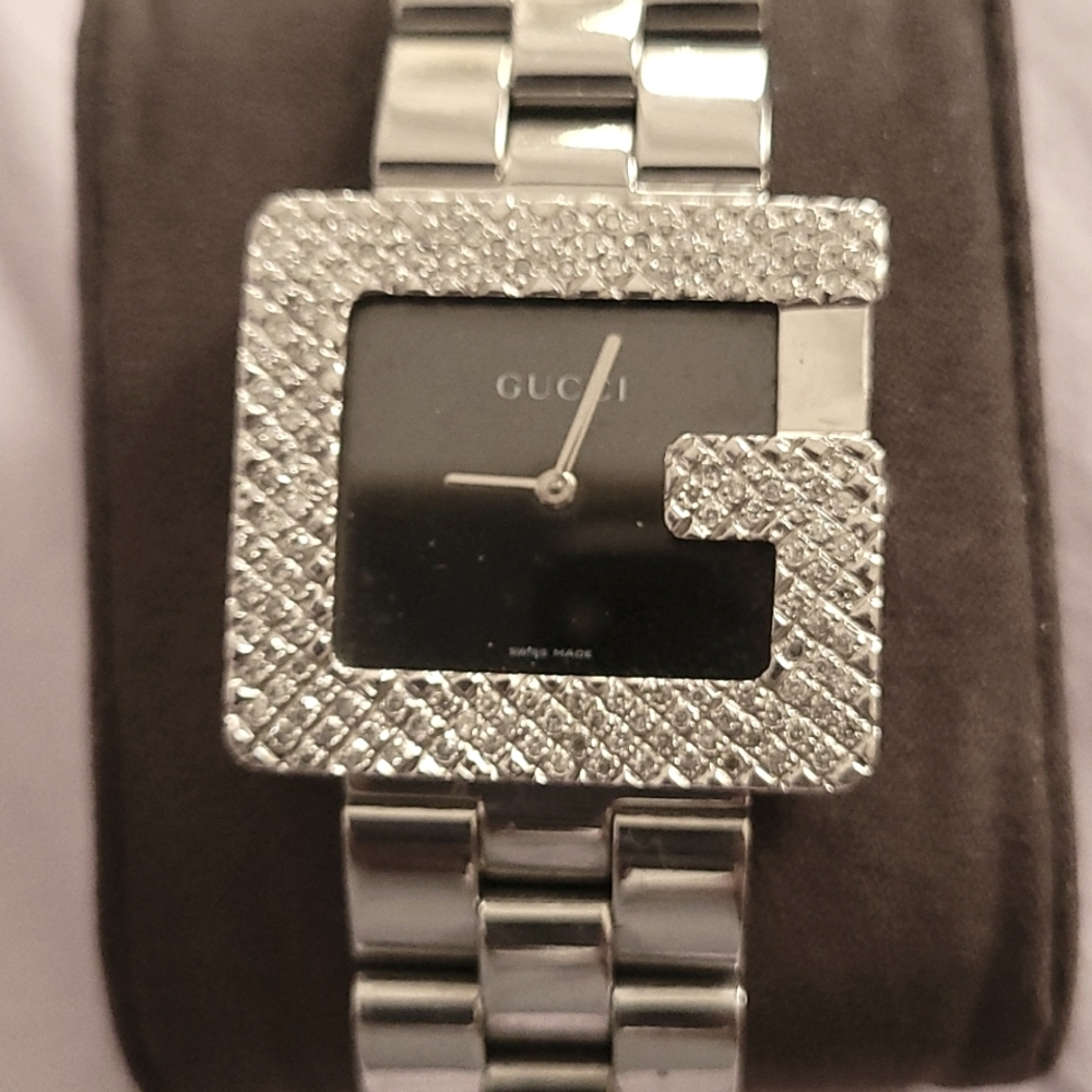 Beautiful Authentic Diamond Gucci Watch